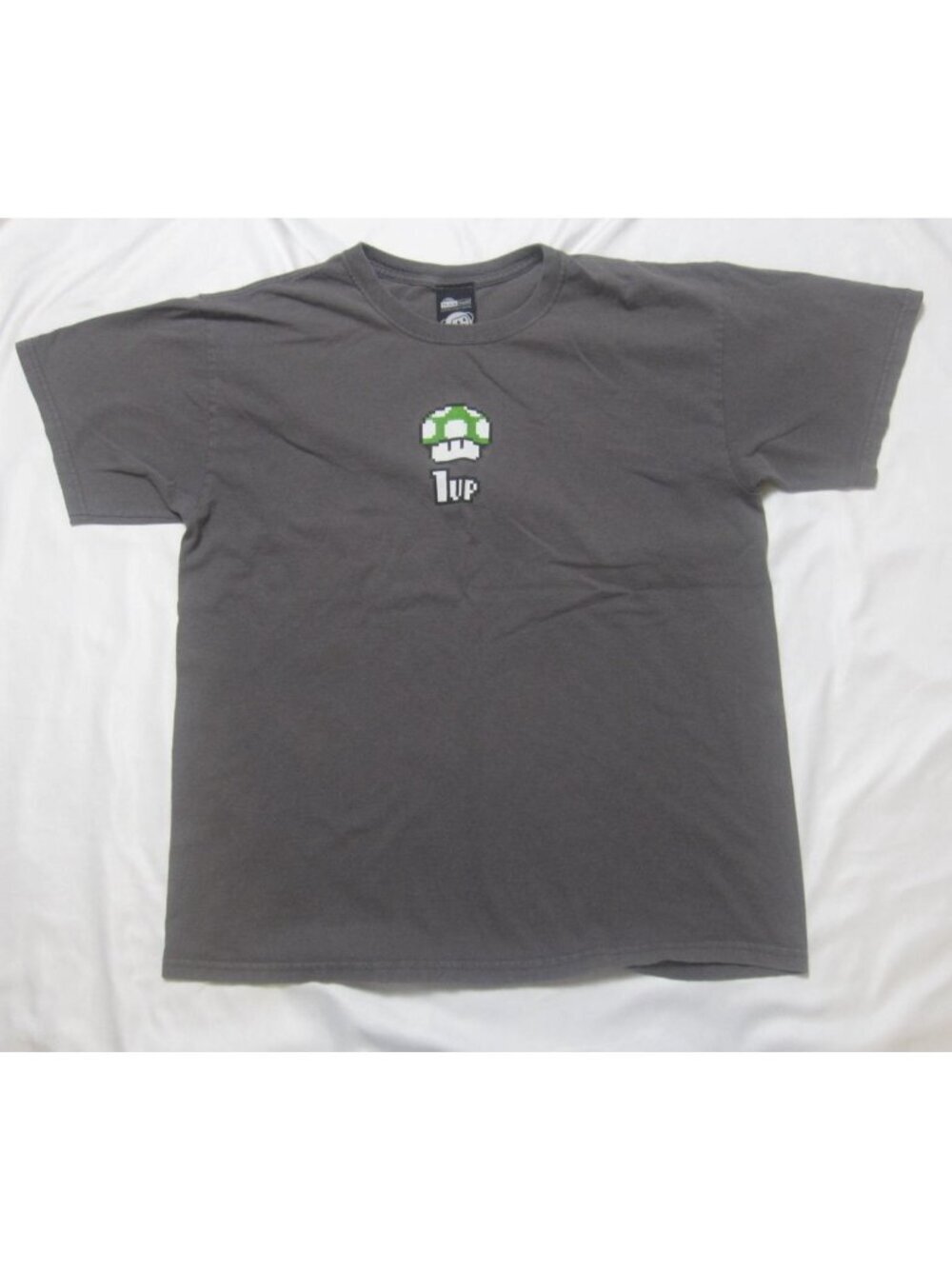 Vtg Y2K  ThinkGeek Size Large Super Mario 1-Up Mushroom Graphic T-Shirt‎ (M324)